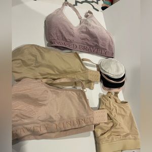 Lot of kindred bravely pumping bras.